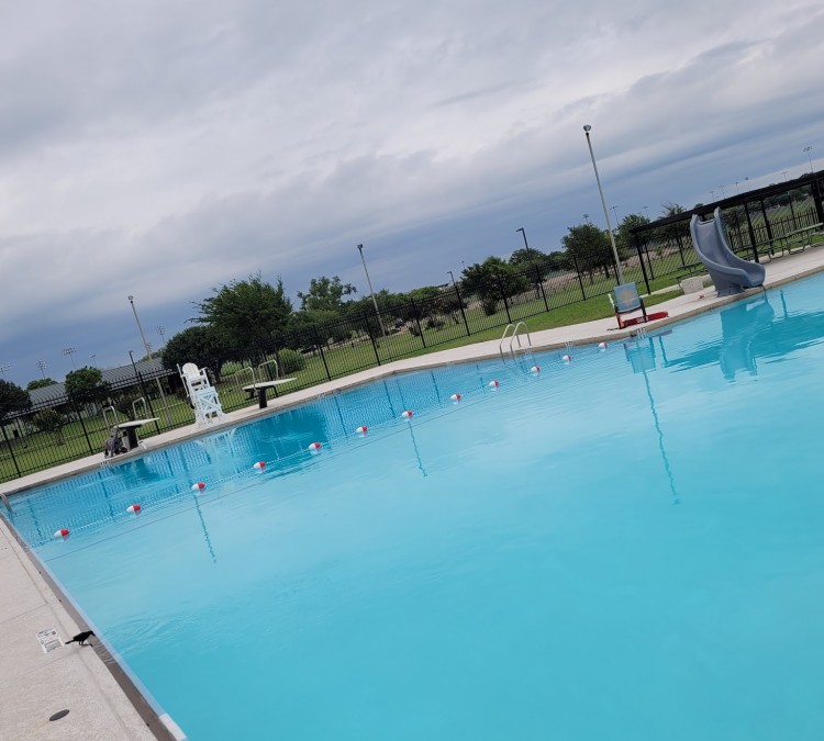 city-of-terrell-municipal-swimming-pool-photo